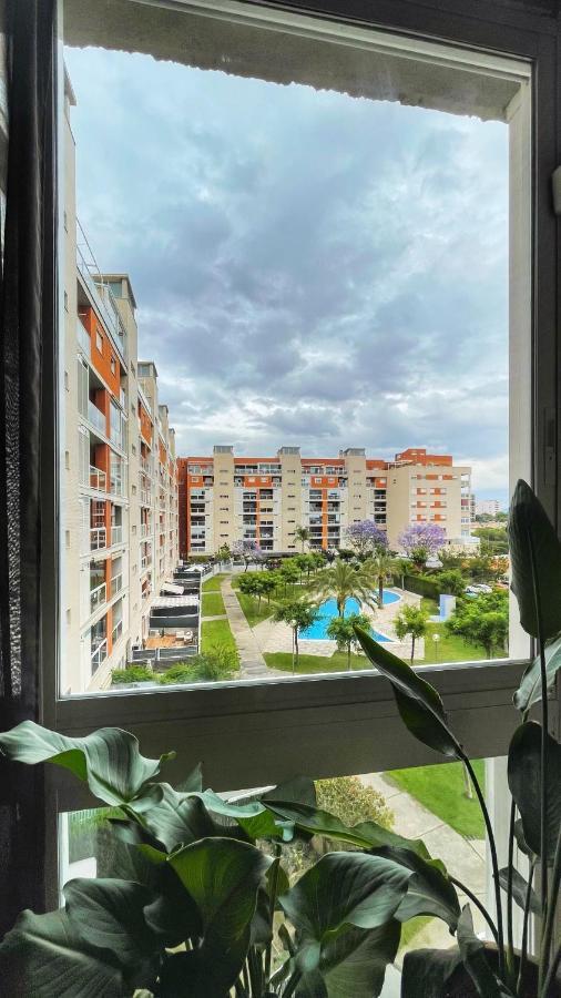Work And Rest Away From Apartment *